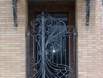 Canopy in wrought iron, hand-crafted