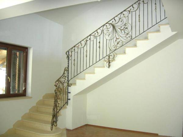Railing in wrought iron