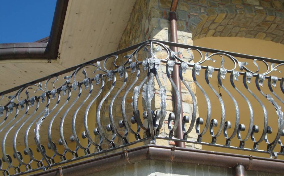 Wrough iron balaustrade for balcony