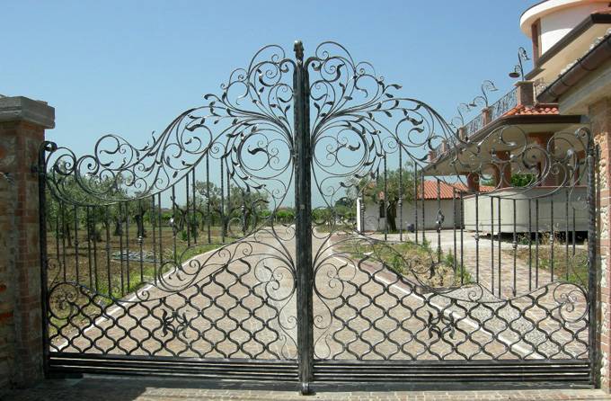Wrought Iron Gate with two doors for villa