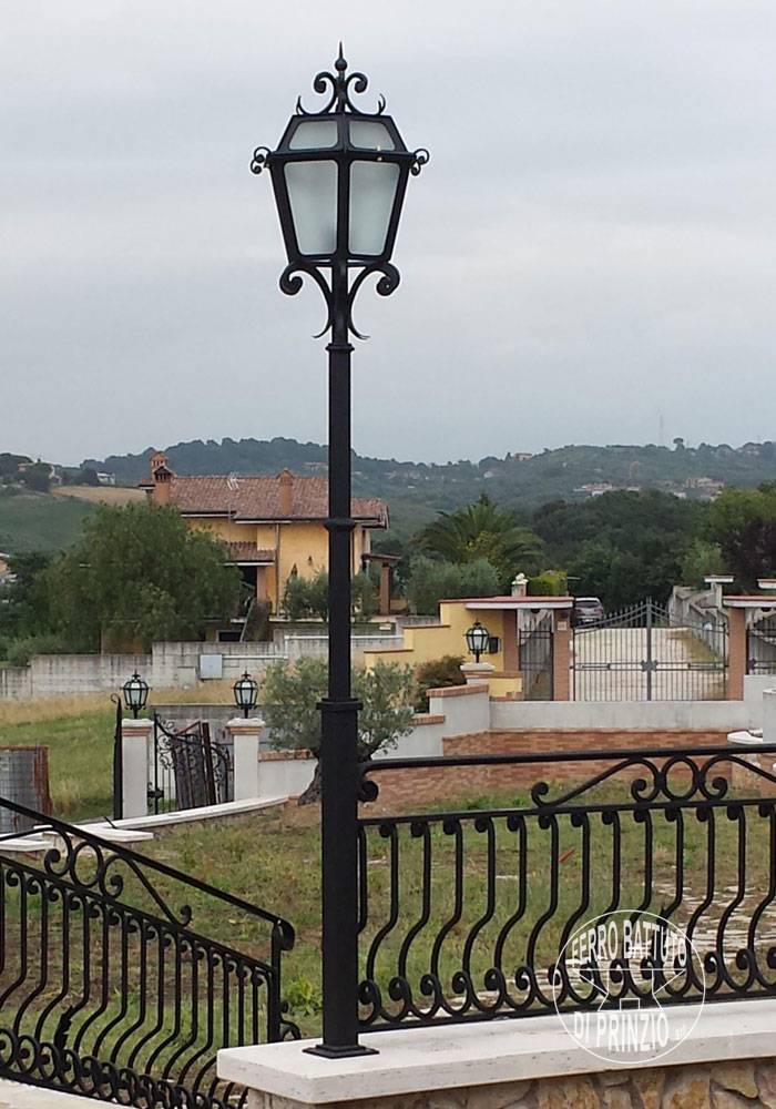 Wrought iron streetlight pole 