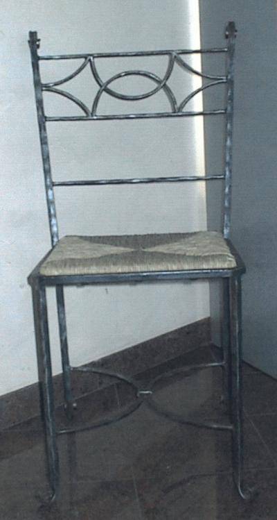 Chair in wrought iron 