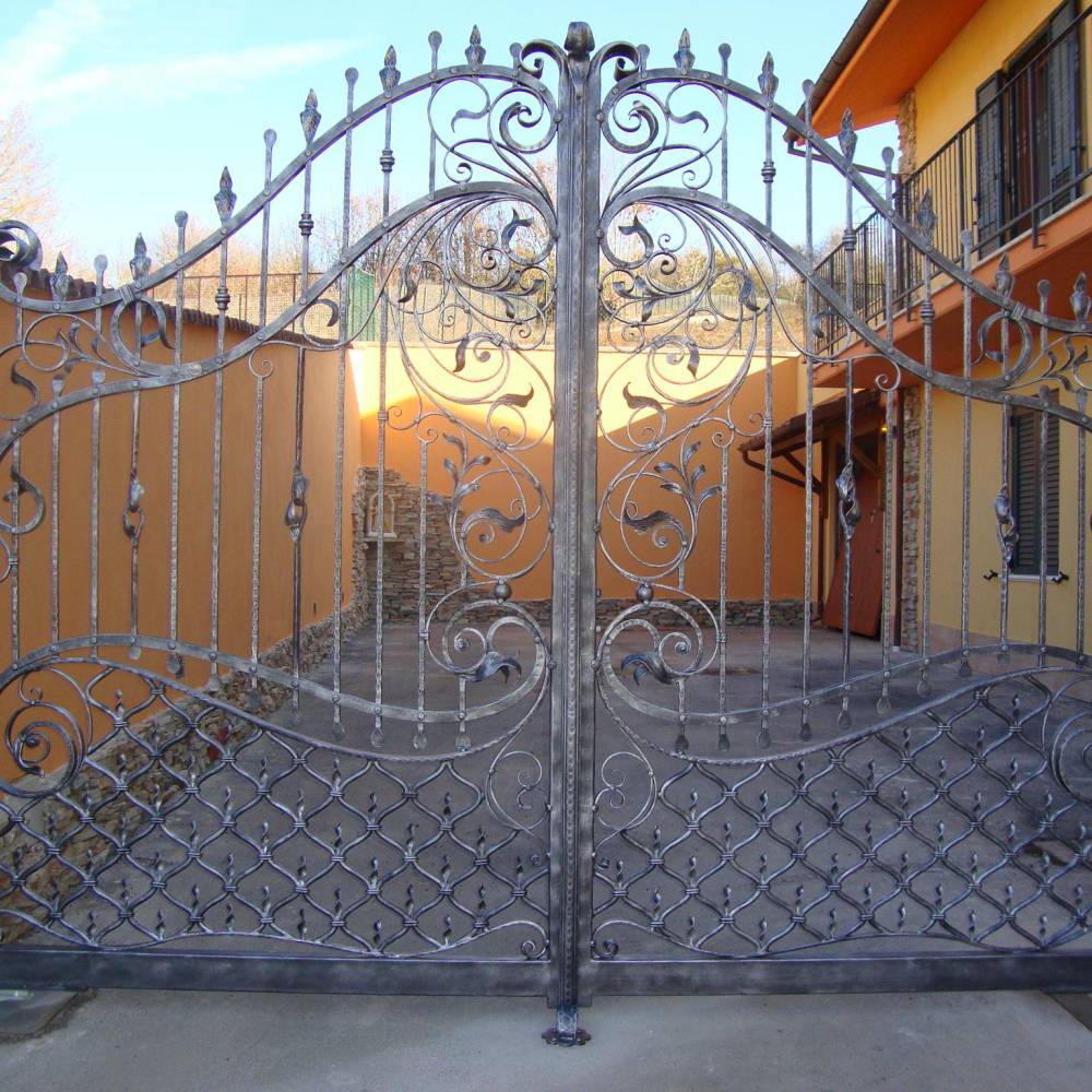 Wrought iron gate for small villa